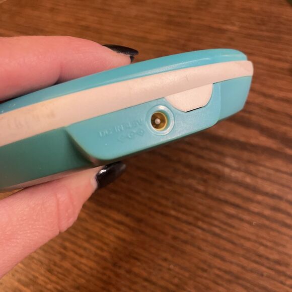 Sony CD Walkman D-EJ001 Portable CD Player Aqua Blue And White, Tested, USED - Picture 5 of 7